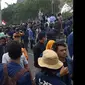 Demo Mahasiswa di Depan Gedung DPRD NTB. (Liputan6.com/Hans Bahanan)