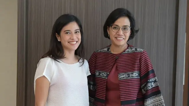 Dian Sastro dan Menkeu Sri Mulyani