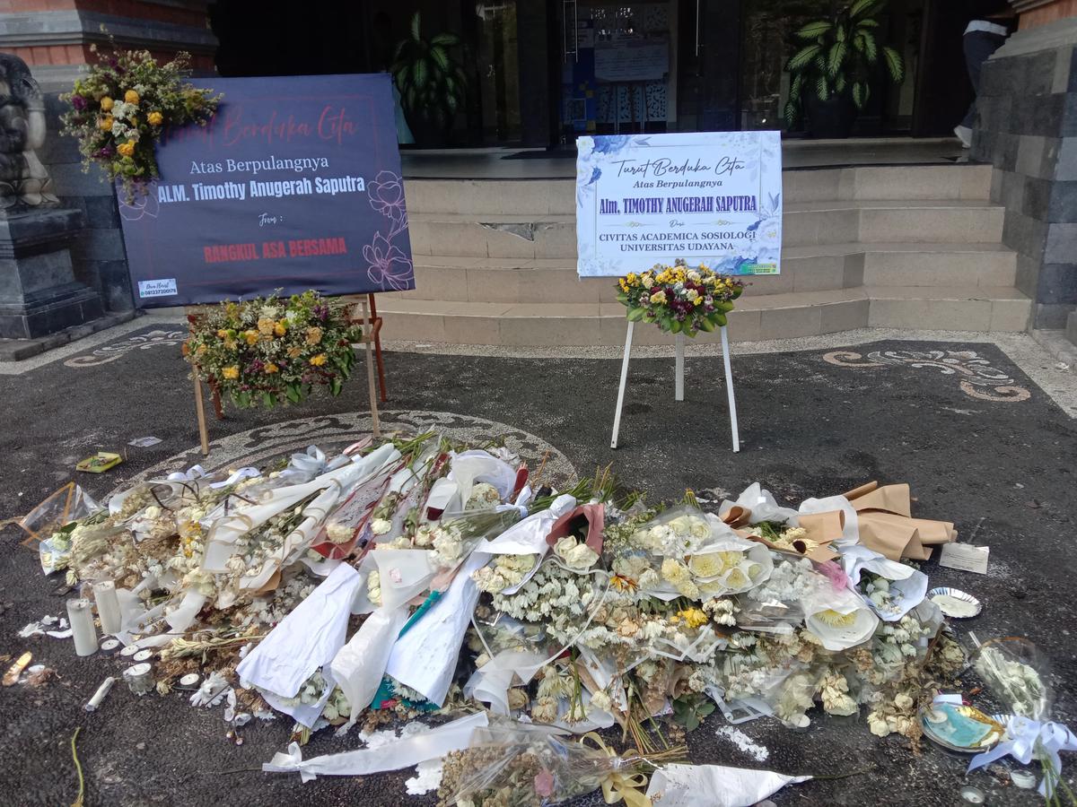Gedung Fakultas Ilmu Sosial dan Ilmu Politik (FISIP) di Kampus Sudirman, Universitas Udayana, di Kecamatan Denpasar Barat, Kota Denpasar, Senin (20/10).