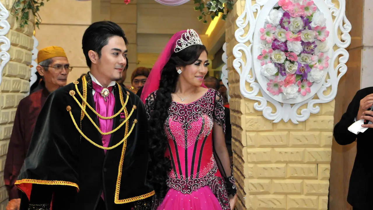 Barbie dan Serba Pink di Pesta Pernikahan Cinta Penelope