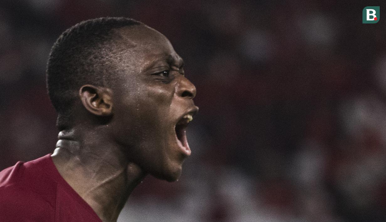 Striker Qatar, Abdulrasheed Umaru, merayakan kemenangan atas Thailand pada laga Piala AFC U-19 di SUGBK, Jakarta, Minggu (28/10). Qatar menang 7-3 atas Thailand. (Bola.com/Vitalis Yogi Trisna)