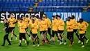 Para pemain Young Boys mengambil bagian dalam sesi latihan di Estadio de la ceramica di Villarreal, Senin (1/11/2021). Young Boys  akan bertandnag ke markas Villarreal pada matchday 4 Grup F Liga Champions 2021/22, Rabu (3/11) WIB di Estadio de la Ceramica (JOSE JORDAN / AFP)