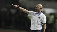 Herrie Setiawan Tak Tahu soal Perekrutan Pemain Baru Persib