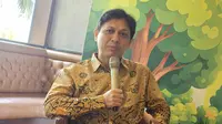 Bukan Cuma Ibu, Membesarkan Anak Butuh Kerja Sama Seisi Kampung