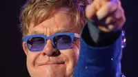Elton John Bantah Tudingan Lakukan Pelecehan Seksual