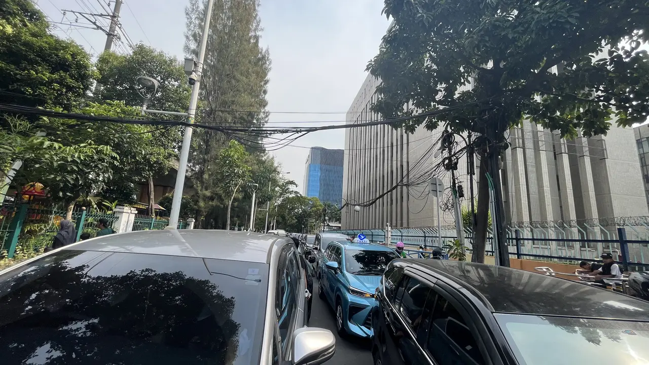 Lalu Lintas Sekitar Monas usai HUT TNI Macet