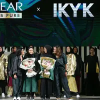 Clear Berkolaborasi Dengan IKYK di Jakarta Fashion Week 2020