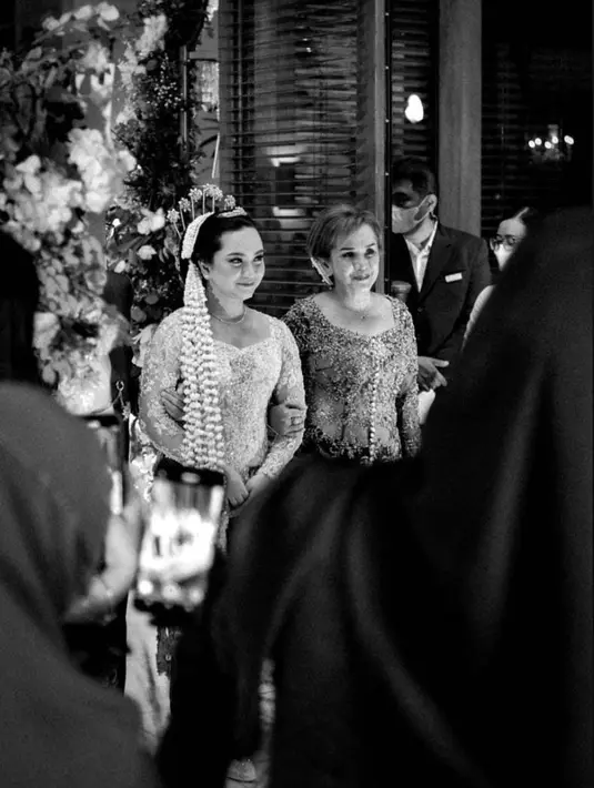 Dalam unggahannya, Rachel meminta doa agar pernikahannya dengan Nara agar langgeng [instagram/jozz_felix]