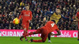 saat melawan Liverpool pada lanjutan Liga Premier Inggris di Stadion Anfield, Liverpool, Kamis (13/1/2016) dini hari.  (EPA/Peter Powell)