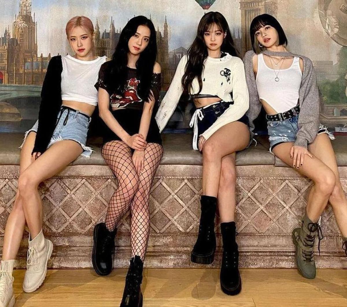 Vietnam menggelar penyelidikan terhadap panitia tur konser Blackpink di negara itu setelah ada kritikan dari fans yang menyebut di situs panitia konser  ada  peta Laut China Selatan yang selama ini menjadi sengketa sejumlah negara.