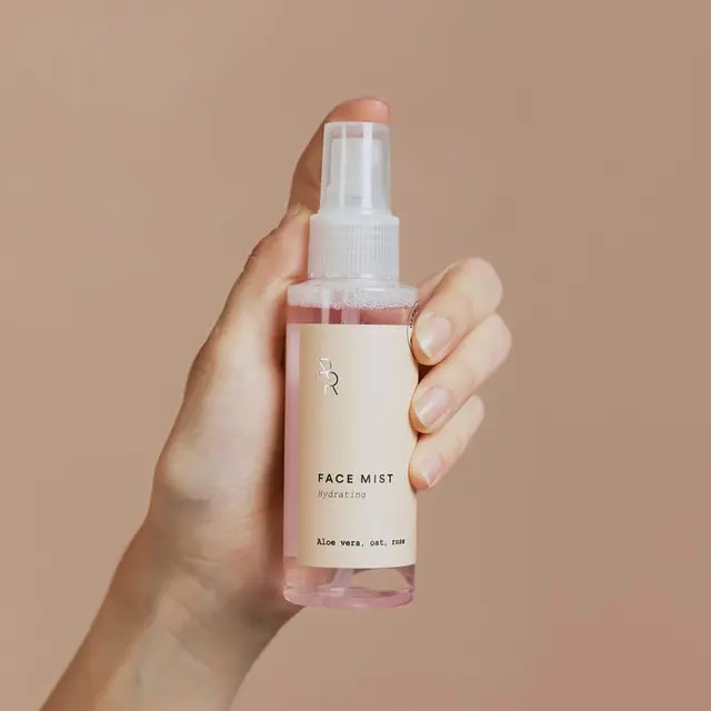 5 Rekomendasi Setting Spray Lokal yang Bikin Makeup Tetap Cetar dan On Point