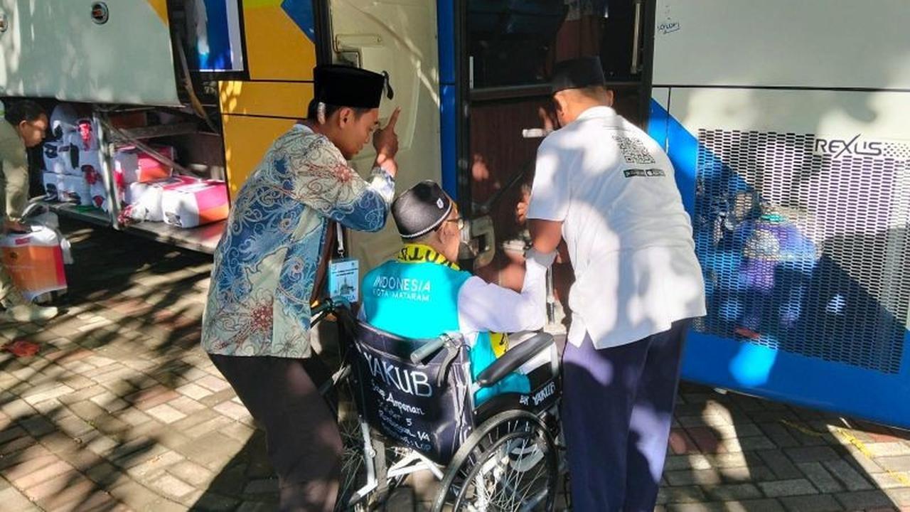 Kemenhaj Mataram Siapkan Pendampingan Ekstra untuk 25 Calon Haji Mataram Pengguna Kursi Roda