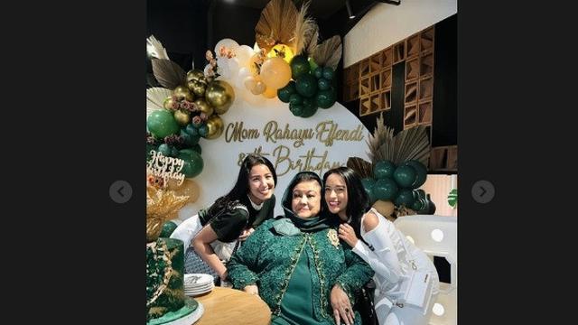 Rahayu Effendi ultah ke-80, ibunda Dede Yusuf dan nenek Kaneishia Yusuf (Foto: Instagram kaneishiayusuf05)