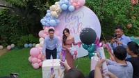 6 Potret Nino Fernandez Gelar Gender Reveal Steffi Zamora, Ungkap Jenis Kelamin Anak