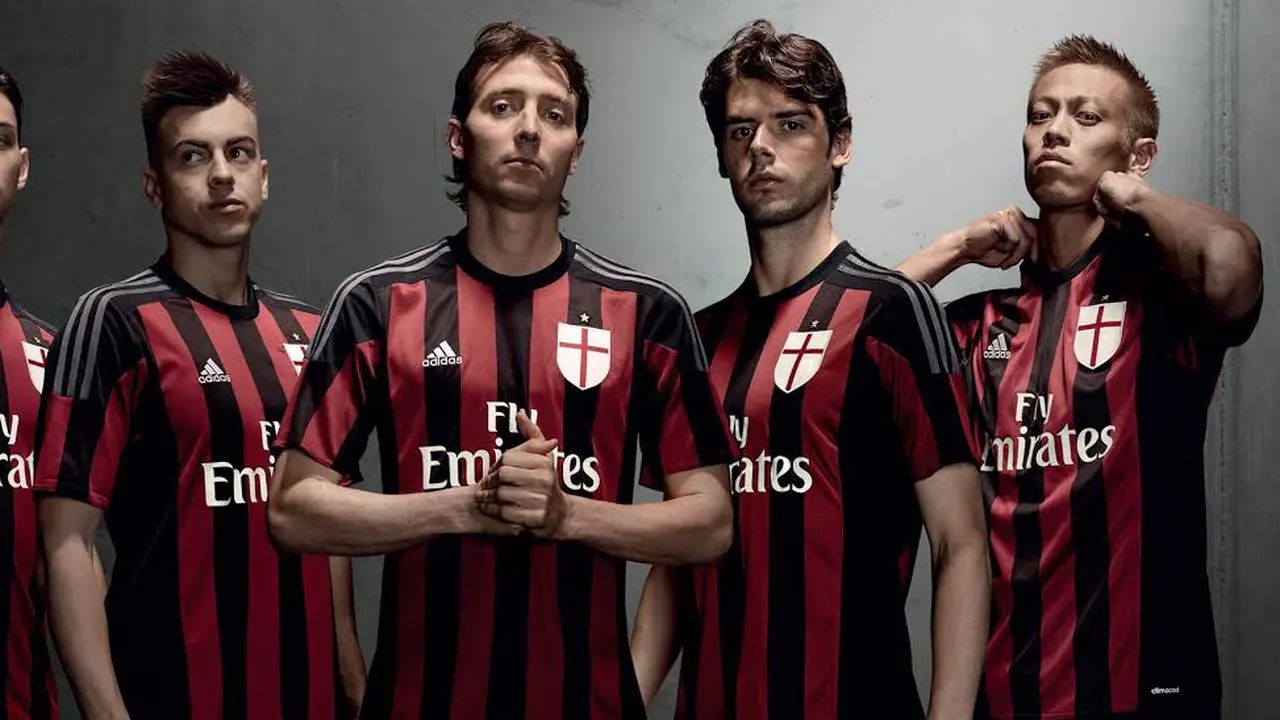 Ini Dia Jersey Kandang Teranyar AC Milan