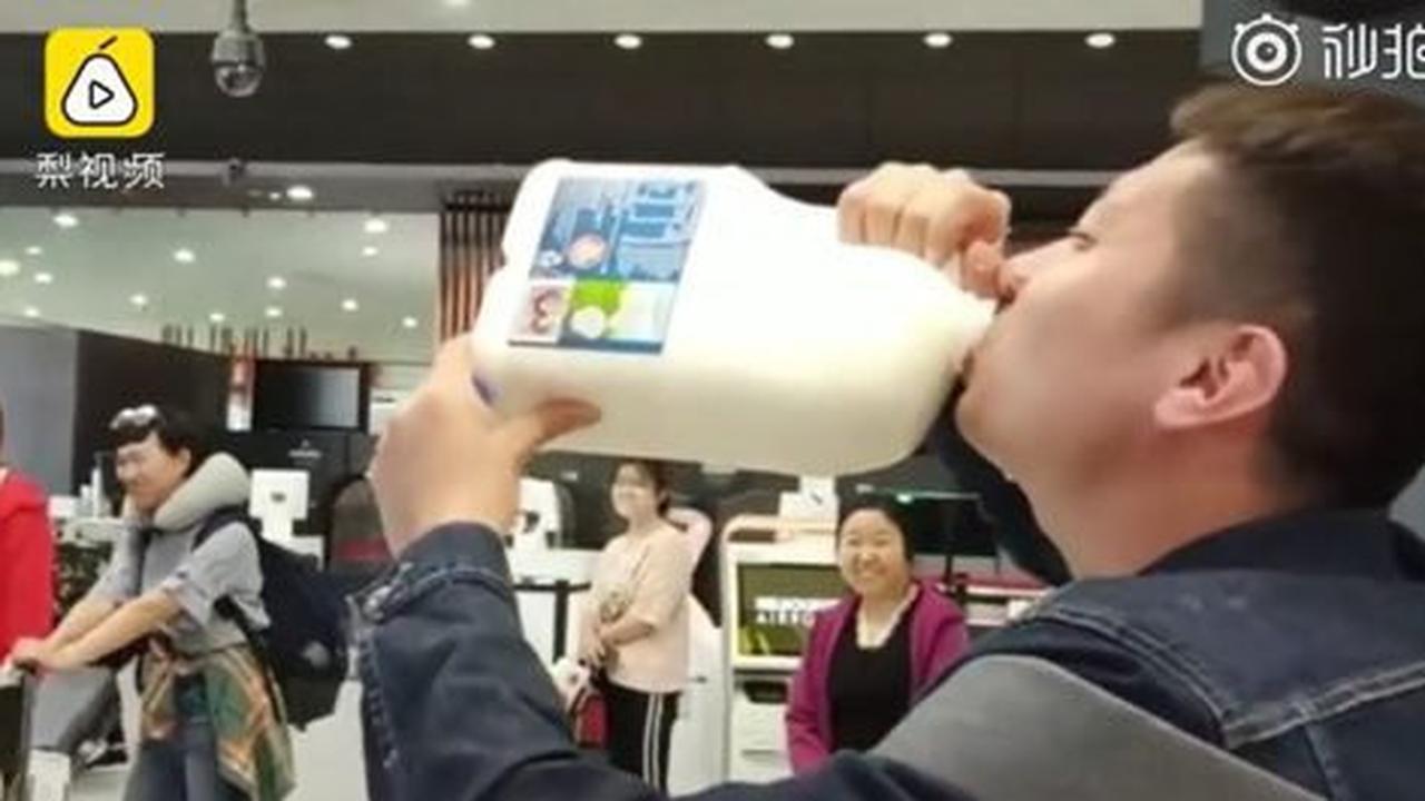 pria nekat habiskan 2,5 liter susu