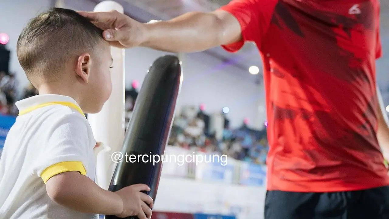 Rayyanza atau Cipung dan Raffi Ahmad.  (Instagram/ raffinagita1717 - tercipungcipung)