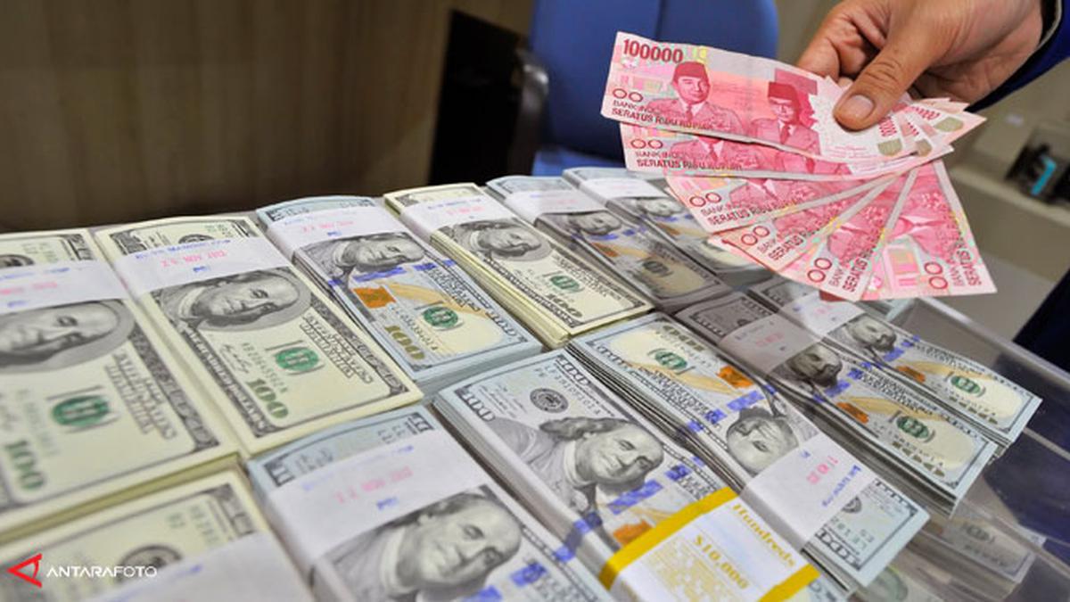 Bagaimana Nasib Ekonomi RI Jika Rupiah Tembus 12 Ribu/US$? - Bisnis ...