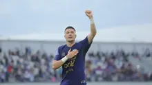 Pemain Persita, Andrejic Aleksa melakukan selebrasi setelah mencetak gol ke gawang Borneo FC dalam laga BRI Super League 2025/2026 di Indomilk Arena, Tangerang, Banten, Jumat (09/01/2026). (Bola.com/Bagaskara Lazuardi)