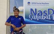 Maju Pilgub NTT, Simon Petrus & Adrianus Garu Klaim Diantar Ribuan Pendukung Saat Daftar ke KPU 27 Agustus
