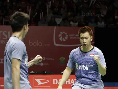 Ganda putra Indonesia, Kevin Sanjaya/Marcus Gideon, mengalahkan wakil India, Satwiksairaj Rankireddy/Chirag Shetty pada laga Indonesia Masters 2018 di Istora Senayan, Sabtu (27/1/2018). Kevin/Marcus menang 21-14, 21-11. (Bola.com/M Iqbal Ichsan)
