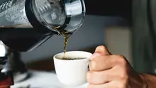 Ilustrasi Minum Kopi (Photo created by rawpixel on Freepik)
