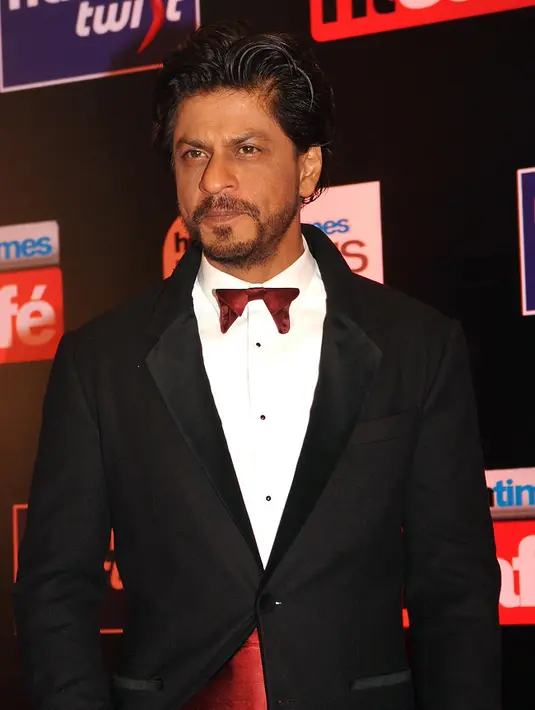 Pencapaian yang diperoleh Shah Rukh Khan ini tentunya membuat bangga negara kelahirannya, India. (AFP/Bintang.com)