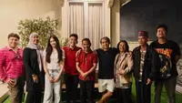 7 Potret Betrand Peto Bertemu Keluarga dari NTT, Sebut Rindu yang Terobati