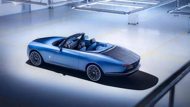 Rolls-Royce Boat Tail dijual dengan harga Rp 399 miliar