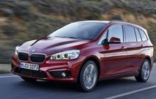 Lihat-lihat MPV 7-penumpang BMW di Senayan