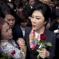 Mahkamah Konstitusi (MK) Thailand memutuskan bahwa Yingluck wajib mengundurkan diri dari jabatannya atas kasus penyalahgunaan kekuasaan. (AFP PHOTO/Pornchai Kittiwongsakul) 