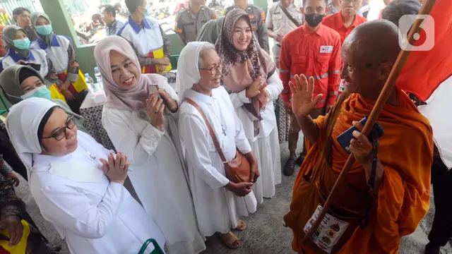 Ritual Thudong Biksu Buddha