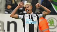 Dua gol Newcastle United tercipta pada babak kedua melalui gol bunuh diri Bewhite pada menit ke-55 dan Bruno Guimaraes yang sukses menutup kemenangan Newcastle lima menit menjelang waktu normal pertandingan berakhir. (Owen Humphreys/PA via AP)