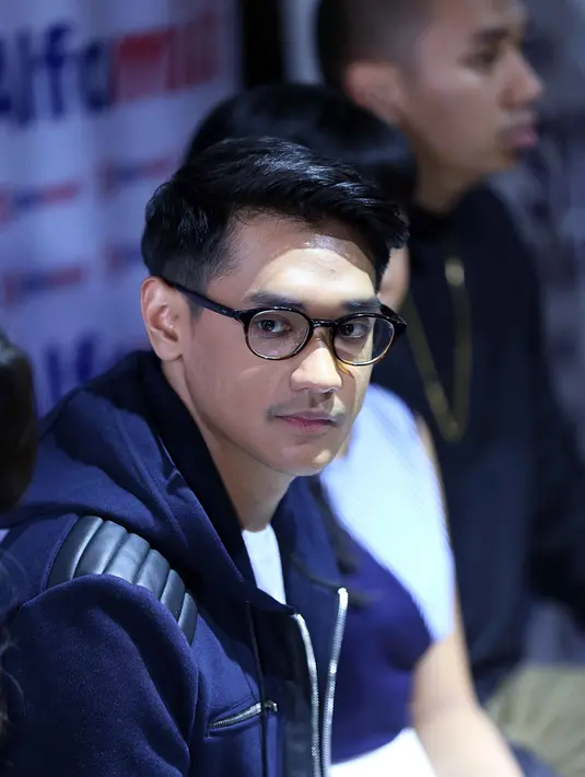 Bahkan dalam album keempatnya itu, Afgan juga banyak dibantu oleh para musisi dan produser berkelas internasional yang telah mengorbitkan banyak penyanyi. (Nurwahyunan/Bintang.com)
