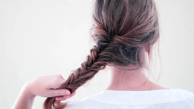 Tutorial Kepang Sederhana ala Wanita Prancis