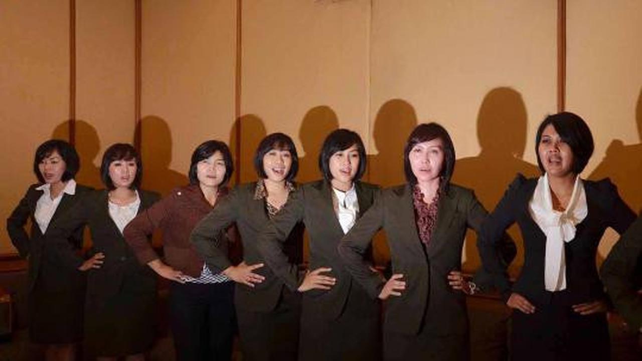 Polwan latihan vokal group