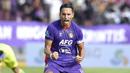Penyerang Persik Kediri, Ezra Walian. (Bola.com/Gatot Sumitro)