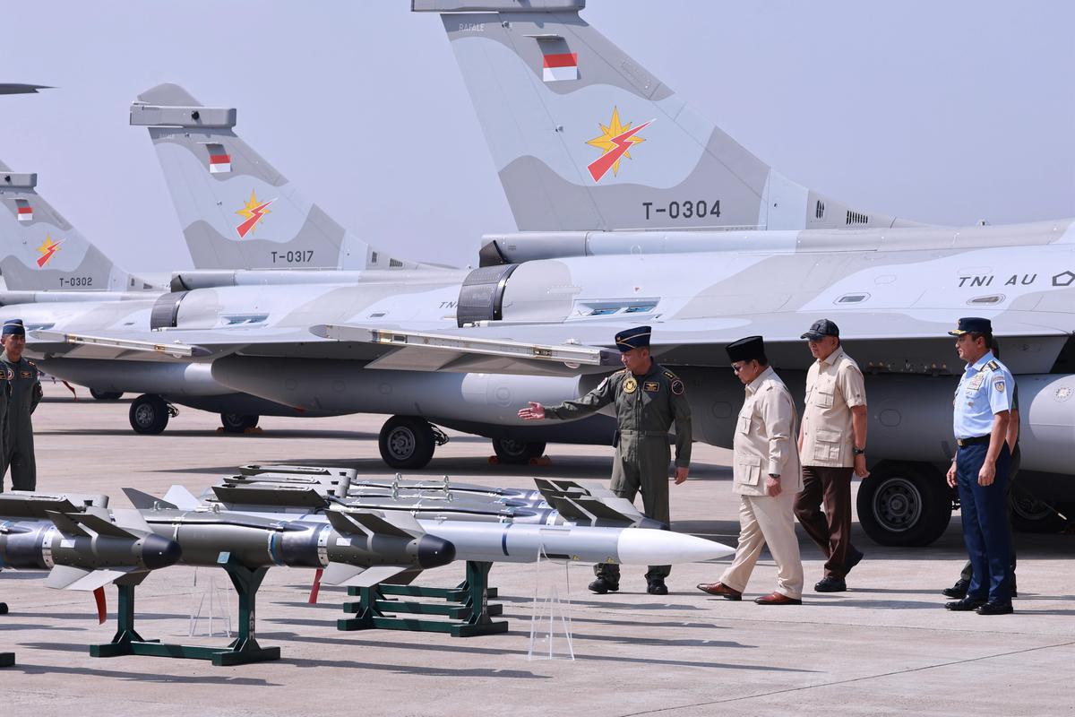 6 Pesawat Rafale Tiba di Indonesia, Prabowo: Pertahanan Kunci Stabilitas Negara