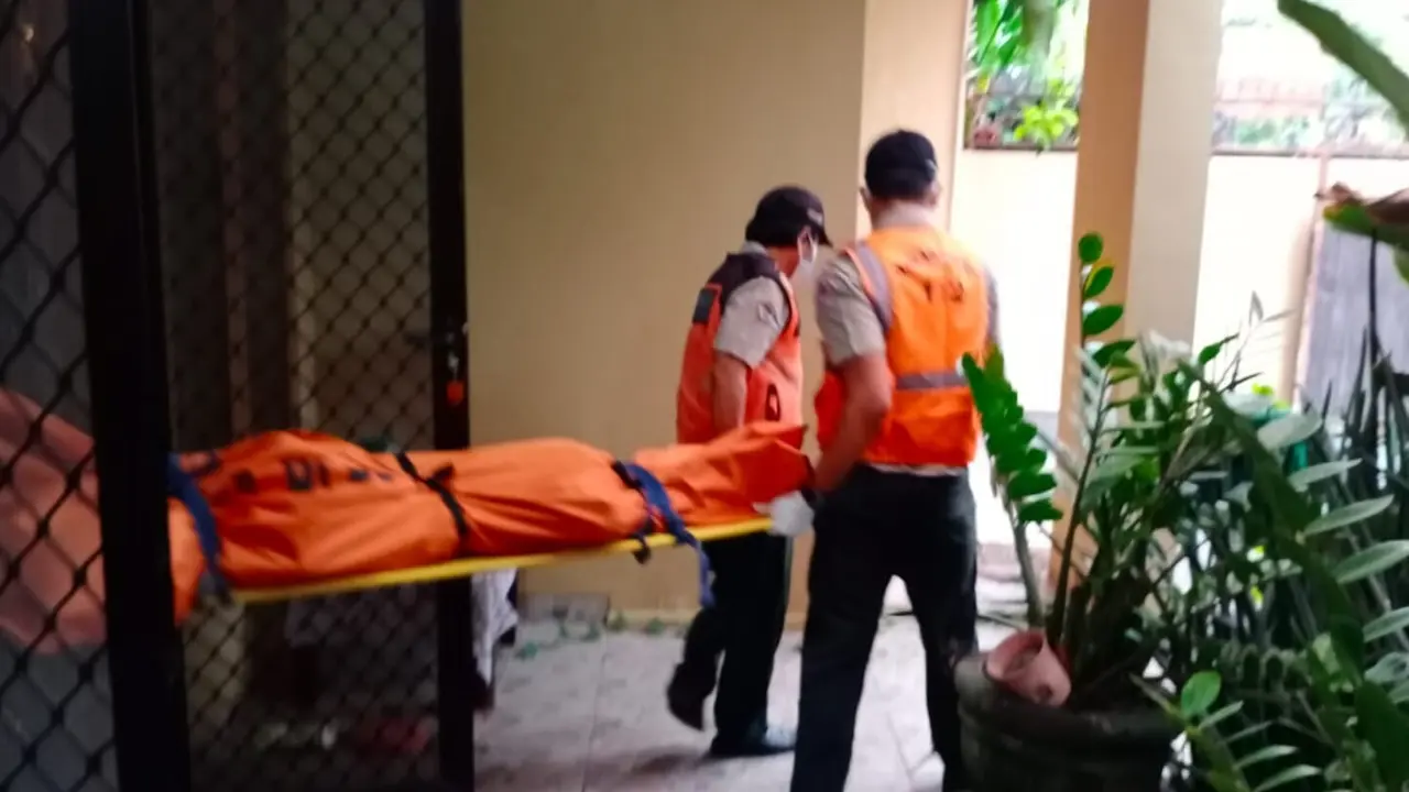 Jasad mengering dalam rumah
