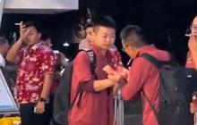 Viral Diduga Anggota Timnas China Merokok di Bandara, Apakah Tak Pengaruhi Performa Pemain Sepakbola?