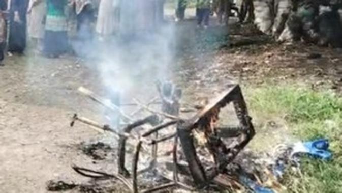 Momen Emak-emak Cianjur Gerebek Rumah Kosong, Sebut Jadi Sarang Narkoba