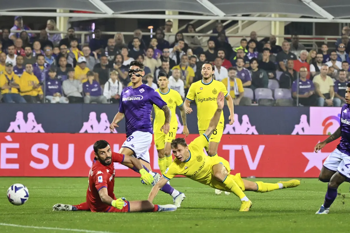 Foto: AC Milan Pesta Gol ke Gawang Monza, Inter Raih Kemenangan Dramatis atas Fiorentina di Laga Lanjutan Liga Italia