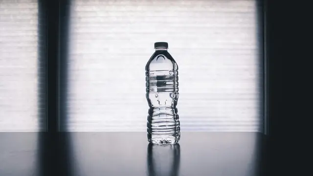 Kepribadianmu Ternyata Bisa Terbaca dari Botol Tumbler yang Kamu Pakai, Cek di Sini