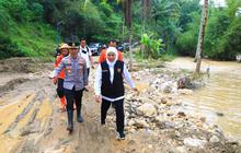 Pemprov Jatim Gelar Modifikasi Cuaca Semeru, Antisipasi Dampak Erupsi dan Cuaca Ekstrem