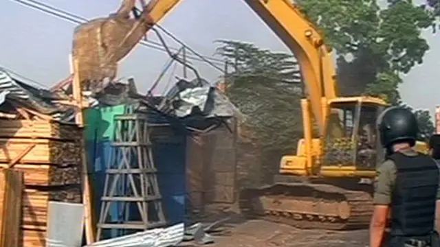 Warga Buaran Masih Bertahan di Lahan Gusuran
