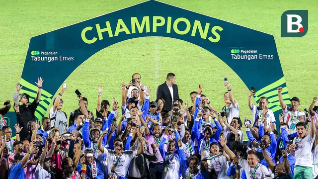 Foto: Hancurkan Semen Padang di Kandangnya, PSBS Biak Juara Pegadaian Liga 2 2023/2024 dalam Laga Final Leg kedua