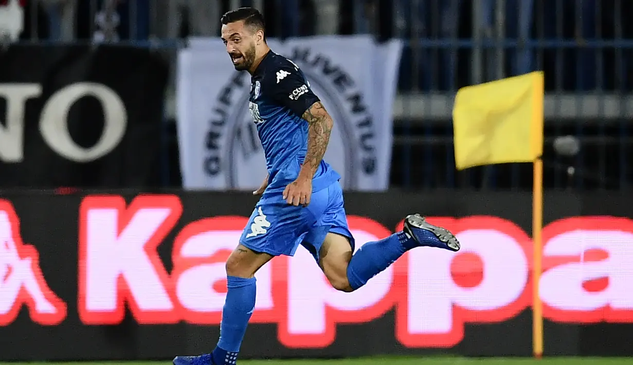 6. Francesco Caputo (Empoli) - 16 Gol (3 Penalti). (AFP/Marco Bertorello)

7. Andrea Petagna (SPAL) - 16 Gol (6 Penalti). (AFP/Alberto Pizzoli)