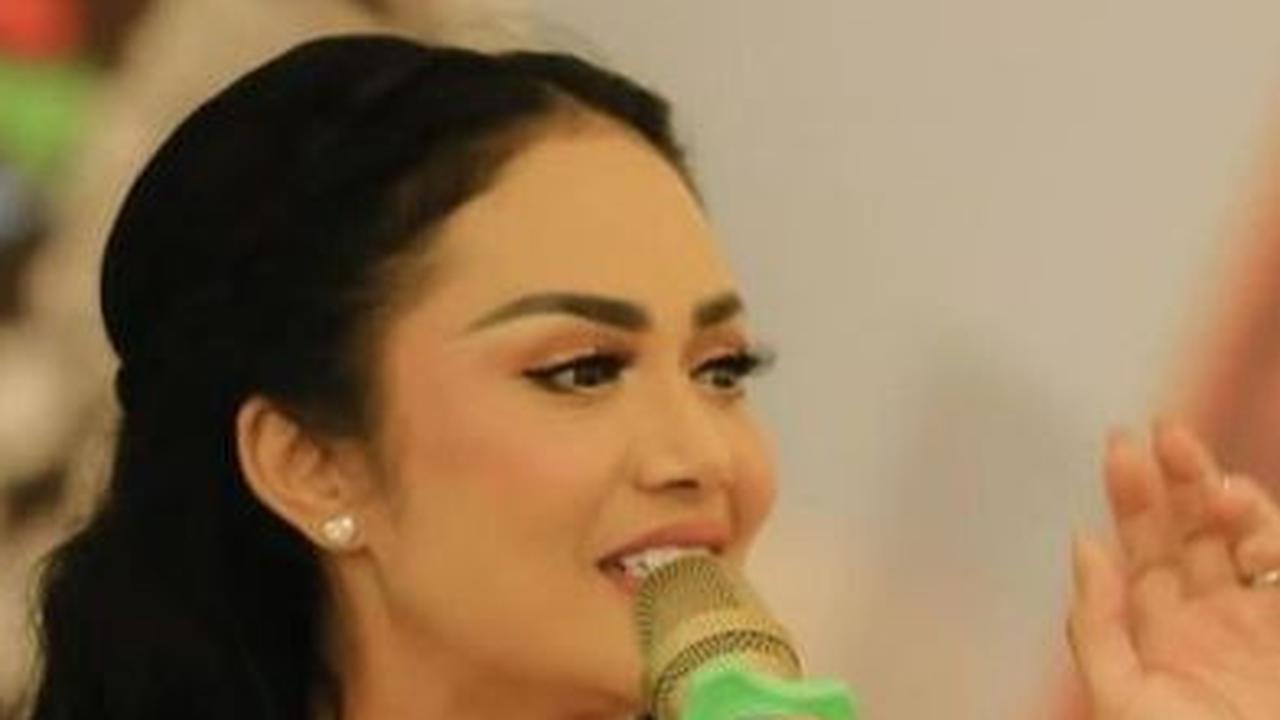 Fakta Menarik Krisdayanti, Diva Indonesia yang Akui Lakukan Oplas Agar Cantik