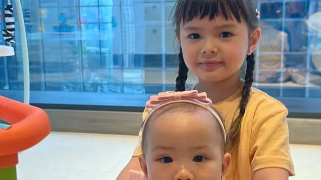 Potret Anak Asmirandah dan Jessica Milla (credit: https://www.instagram.com/asmirandah89)