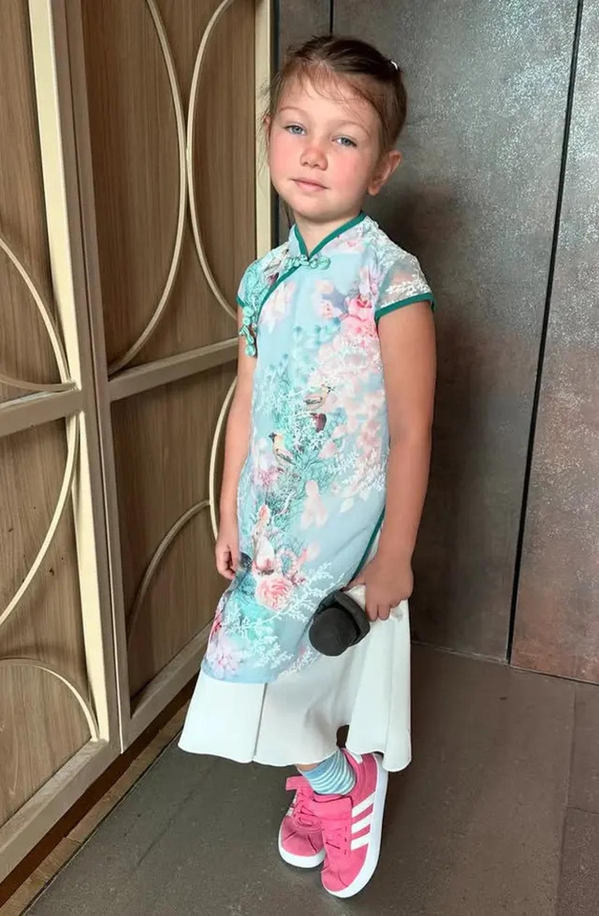 8 Tampilan Menggemaskan Anak Artis Kenakan Baju Tradisional China saat Imlek 2025, Anak Cut Meyriska hingga Marisa Nasution